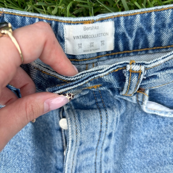 Denim shorts - Picture 4 of 4